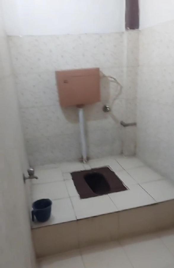 ורנאסי Gandhi Ganaga Guest House מראה חיצוני תמונה