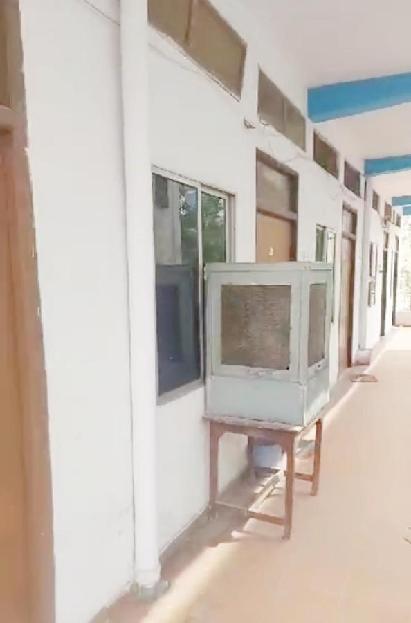 ורנאסי Gandhi Ganaga Guest House מראה חיצוני תמונה